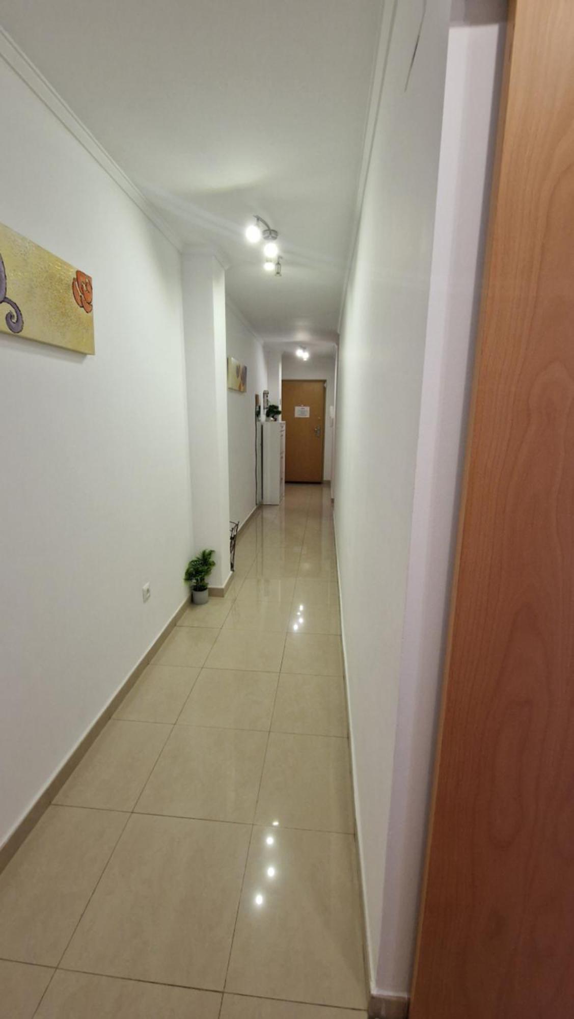 Ideal Escapadas Y Vacaciones-Parking-Wifi-Netflix-Xbox Oliva Eksteriør bilde
